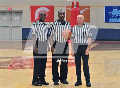 Thumbnail 2 in Allen vs. Dawson (McDonald's Texas Invitational) photogallery.