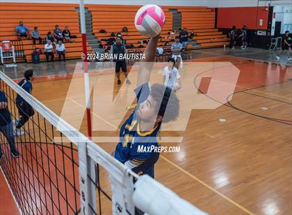 Thumbnail 1 in Waipahu @ Campbell photogallery.