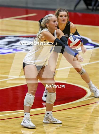 Thumbnail 3 in Gunter vs. Bushland (UIL 3A Final) photogallery.