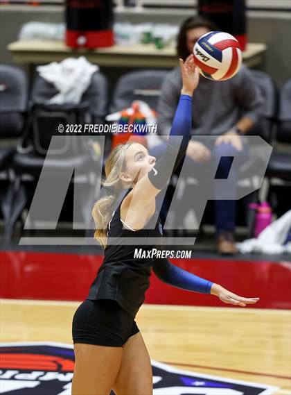 Thumbnail 2 in Gunter vs. Bushland (UIL 3A Final) photogallery.