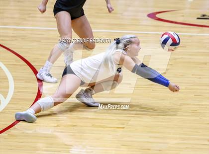 Thumbnail 3 in Gunter vs. Bushland (UIL 3A Final) photogallery.