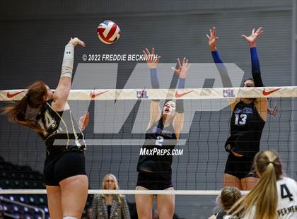 Thumbnail 2 in Gunter vs. Bushland (UIL 3A Final) photogallery.