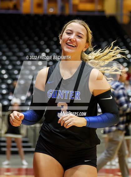 Thumbnail 3 in Gunter vs. Bushland (UIL 3A Final) photogallery.