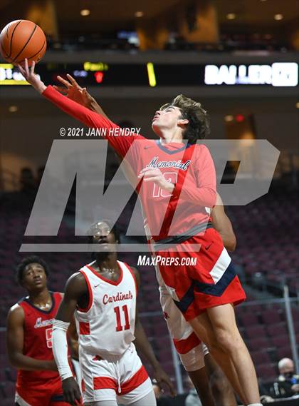 Thumbnail 3 in San Joaquin Memorial vs. John Paul II (Tarkanian Classic) photogallery.