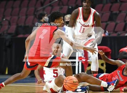 Thumbnail 2 in San Joaquin Memorial vs. John Paul II (Tarkanian Classic) photogallery.
