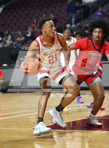 Thumbnail 1 in San Joaquin Memorial vs. John Paul II (Tarkanian Classic) photogallery.