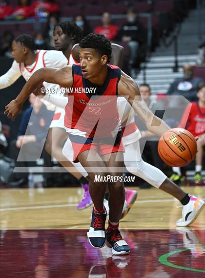 Thumbnail 3 in San Joaquin Memorial vs. John Paul II (Tarkanian Classic) photogallery.
