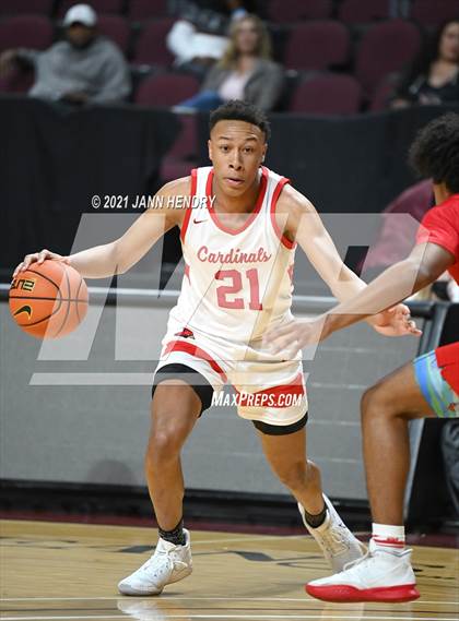 Thumbnail 1 in San Joaquin Memorial vs. John Paul II (Tarkanian Classic) photogallery.