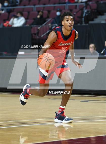 Thumbnail 3 in San Joaquin Memorial vs. John Paul II (Tarkanian Classic) photogallery.