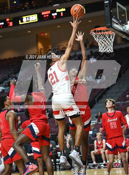 Thumbnail 3 in San Joaquin Memorial vs. John Paul II (Tarkanian Classic) photogallery.