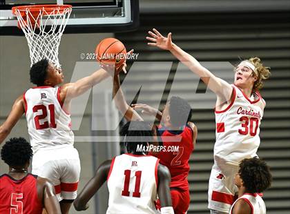Thumbnail 3 in San Joaquin Memorial vs. John Paul II (Tarkanian Classic) photogallery.