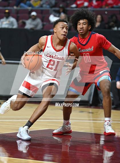 Thumbnail 1 in San Joaquin Memorial vs. John Paul II (Tarkanian Classic) photogallery.