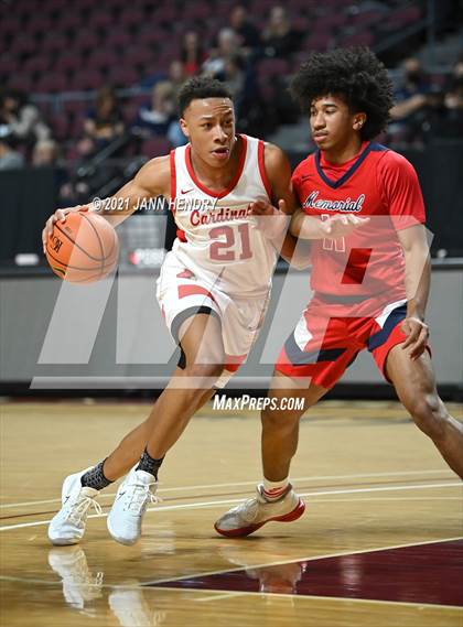 Thumbnail 2 in San Joaquin Memorial vs. John Paul II (Tarkanian Classic) photogallery.