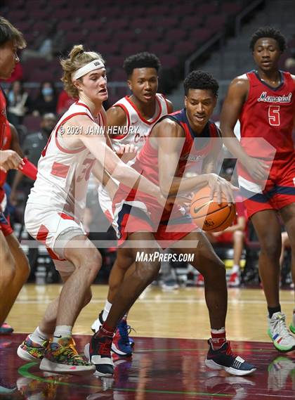 Thumbnail 3 in San Joaquin Memorial vs. John Paul II (Tarkanian Classic) photogallery.