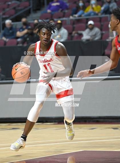 Thumbnail 2 in San Joaquin Memorial vs. John Paul II (Tarkanian Classic) photogallery.