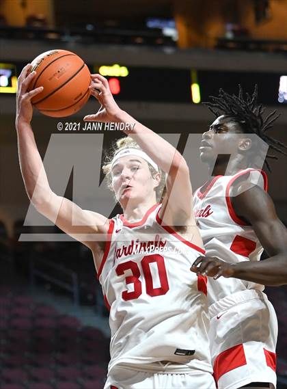 Thumbnail 3 in San Joaquin Memorial vs. John Paul II (Tarkanian Classic) photogallery.