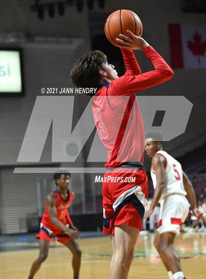 Thumbnail 2 in San Joaquin Memorial vs. John Paul II (Tarkanian Classic) photogallery.