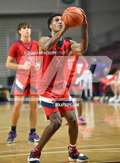 Thumbnail 1 in San Joaquin Memorial vs. John Paul II (Tarkanian Classic) photogallery.