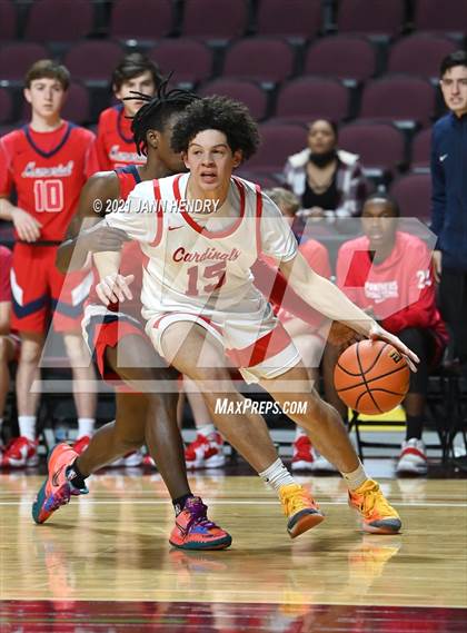 Thumbnail 3 in San Joaquin Memorial vs. John Paul II (Tarkanian Classic) photogallery.