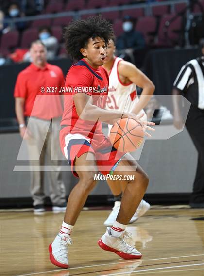 Thumbnail 1 in San Joaquin Memorial vs. John Paul II (Tarkanian Classic) photogallery.