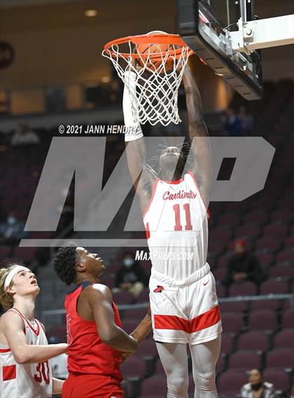 Thumbnail 3 in San Joaquin Memorial vs. John Paul II (Tarkanian Classic) photogallery.