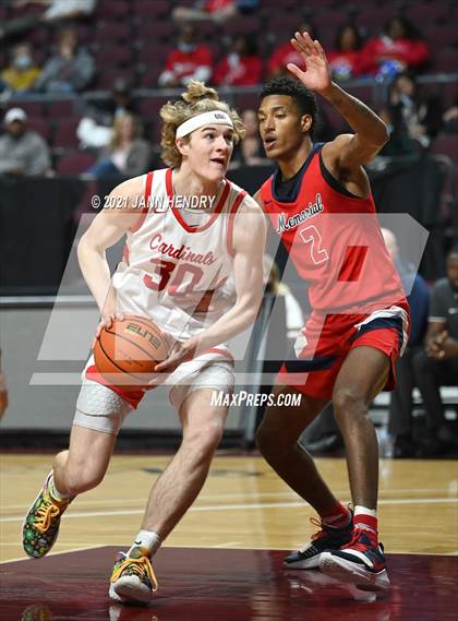 Thumbnail 2 in San Joaquin Memorial vs. John Paul II (Tarkanian Classic) photogallery.