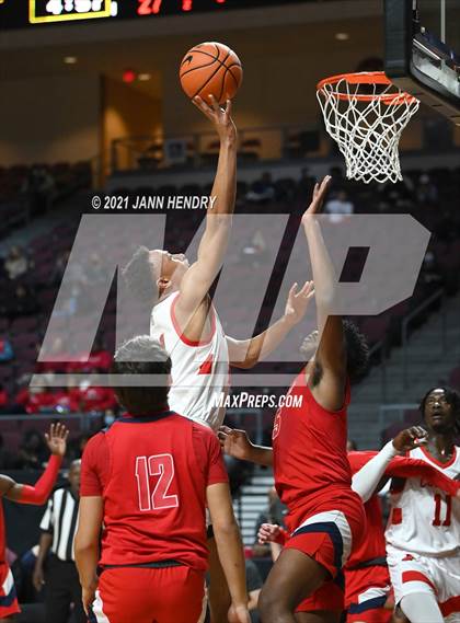 Thumbnail 2 in San Joaquin Memorial vs. John Paul II (Tarkanian Classic) photogallery.