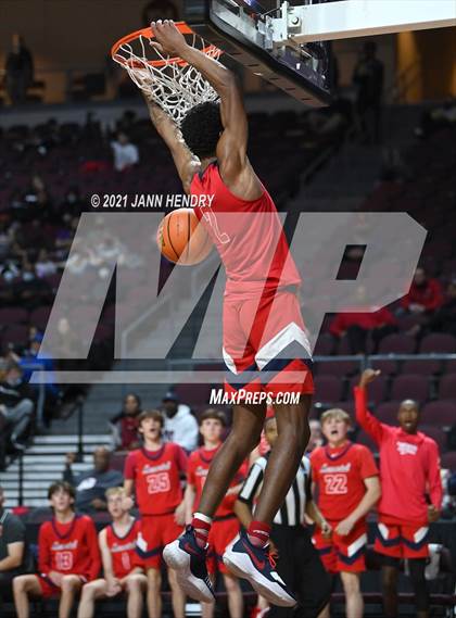 Thumbnail 3 in San Joaquin Memorial vs. John Paul II (Tarkanian Classic) photogallery.