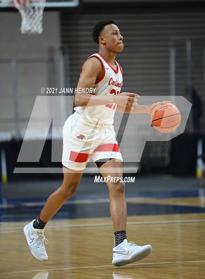 Thumbnail 3 in San Joaquin Memorial vs. John Paul II (Tarkanian Classic) photogallery.