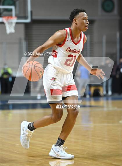 Thumbnail 2 in San Joaquin Memorial vs. John Paul II (Tarkanian Classic) photogallery.
