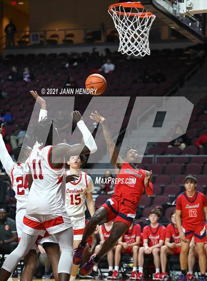 Thumbnail 1 in San Joaquin Memorial vs. John Paul II (Tarkanian Classic) photogallery.