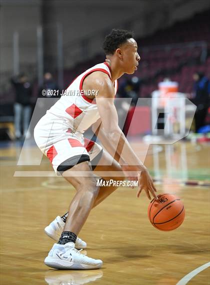 Thumbnail 3 in San Joaquin Memorial vs. John Paul II (Tarkanian Classic) photogallery.