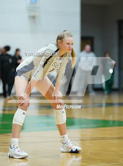 Thumbnail 3 in Marian vs. Grosse Pointe South (MHSAA Regional Final) photogallery.