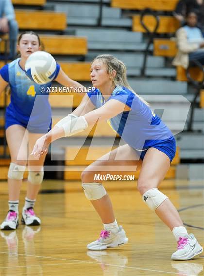 Thumbnail 1 in Marian vs. Grosse Pointe South (MHSAA Regional Final) photogallery.