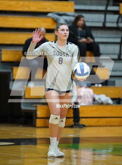 Thumbnail 3 in Marian vs. Grosse Pointe South (MHSAA Regional Final) photogallery.