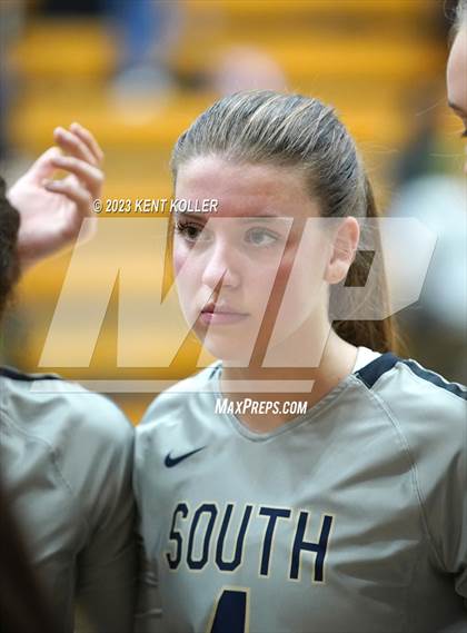 Thumbnail 3 in Marian vs. Grosse Pointe South (MHSAA Regional Final) photogallery.