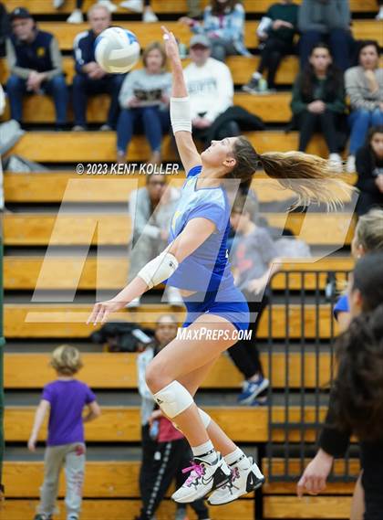 Thumbnail 3 in Marian vs. Grosse Pointe South (MHSAA Regional Final) photogallery.