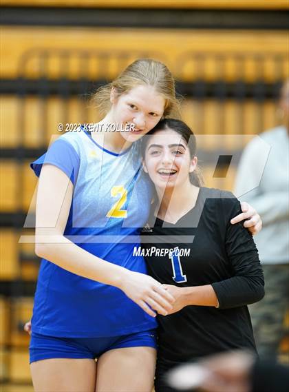 Thumbnail 3 in Marian vs. Grosse Pointe South (MHSAA Regional Final) photogallery.