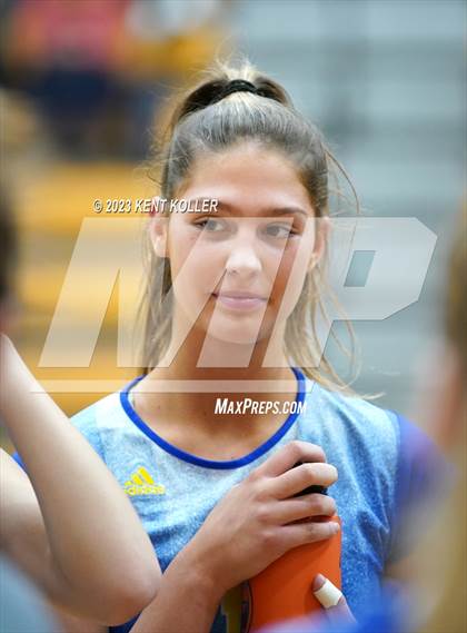 Thumbnail 2 in Marian vs. Grosse Pointe South (MHSAA Regional Final) photogallery.
