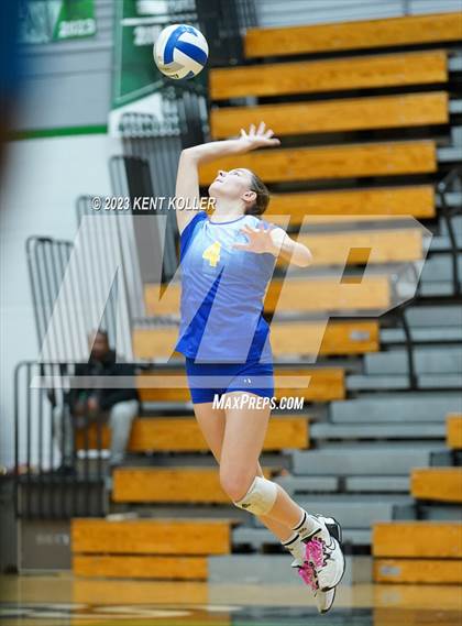 Thumbnail 3 in Marian vs. Grosse Pointe South (MHSAA Regional Final) photogallery.