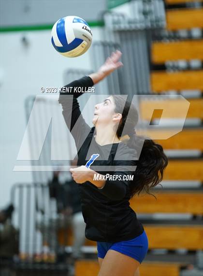 Thumbnail 3 in Marian vs. Grosse Pointe South (MHSAA Regional Final) photogallery.