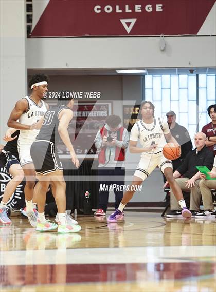 Thumbnail 3 in La Lumiere vs. Sunrise Christian Academy (Spalding Hoophall Classic) photogallery.