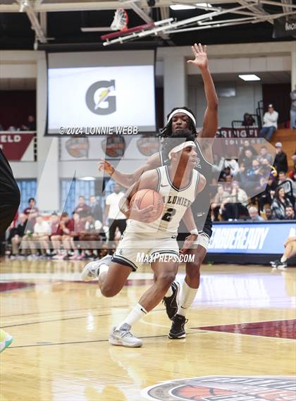 Thumbnail 2 in La Lumiere vs. Sunrise Christian Academy (Spalding Hoophall Classic) photogallery.