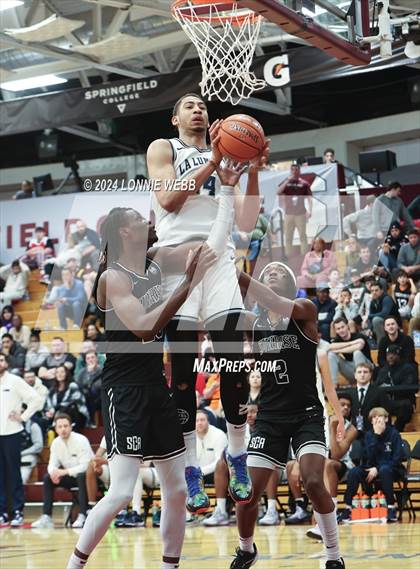 Thumbnail 3 in La Lumiere vs. Sunrise Christian Academy (Spalding Hoophall Classic) photogallery.