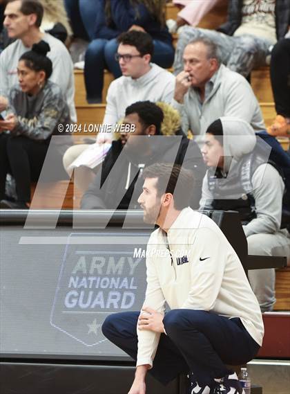 Thumbnail 3 in La Lumiere vs. Sunrise Christian Academy (Spalding Hoophall Classic) photogallery.