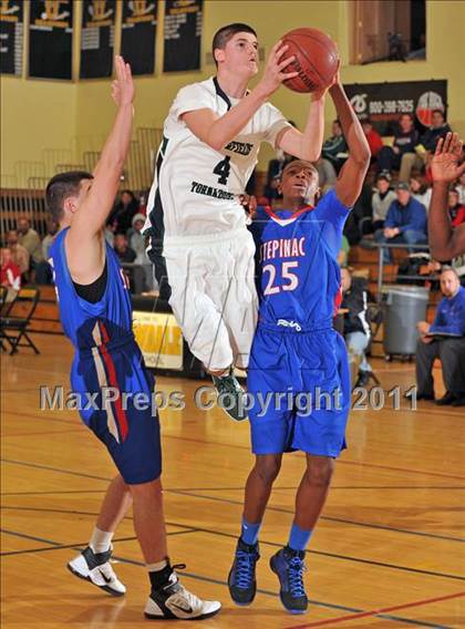 Thumbnail 3 in Archbishop Stepinac vs. Harborfields photogallery.