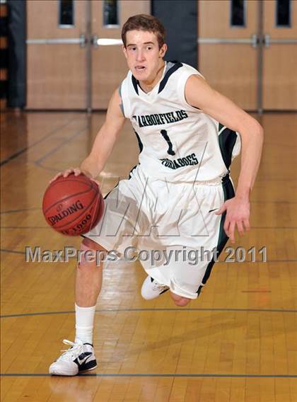 Thumbnail 2 in Archbishop Stepinac vs. Harborfields photogallery.