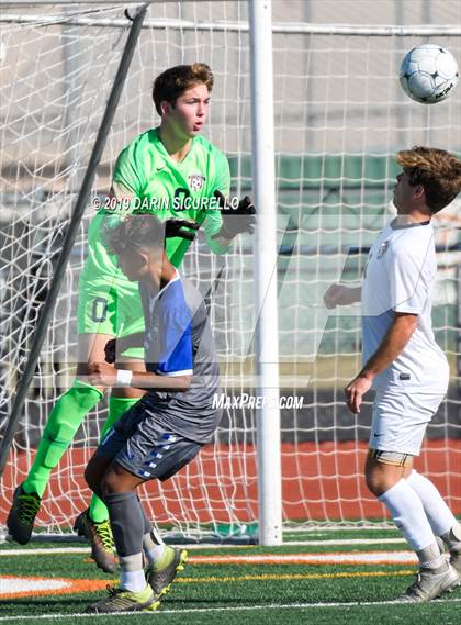 Thumbnail 1 in Perry @ Chandler  (Coyote Classic Tournament) photogallery.