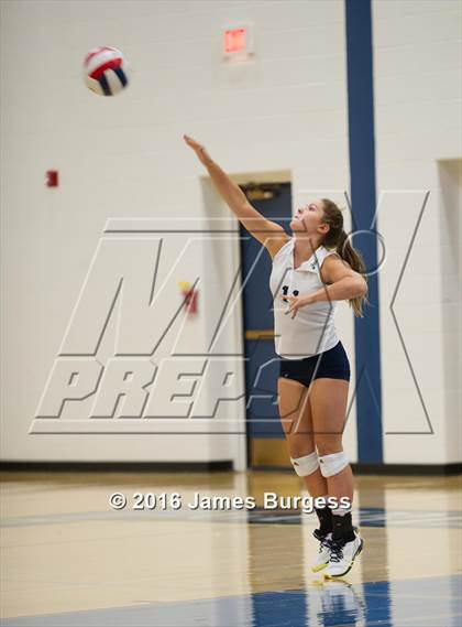 Thumbnail 1 in Girls Prep vs Soddy Daisy photogallery.