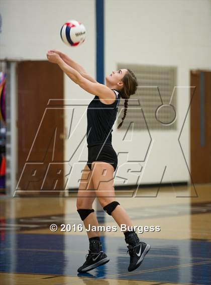 Thumbnail 3 in Girls Prep vs Soddy Daisy photogallery.